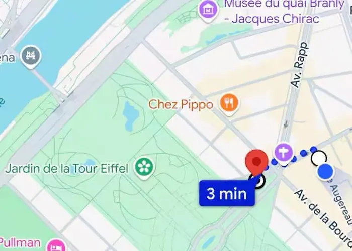 Parisian Charm With Eiffel View 2min From Eiffel Tower Gardens Apartamento Paris
